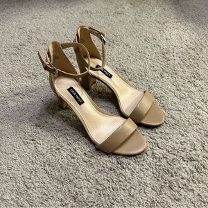 nine west pruce ankle strap block heel sandals